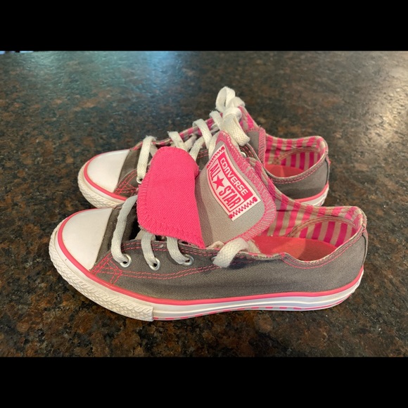 Girls converse - Picture 5 of 6